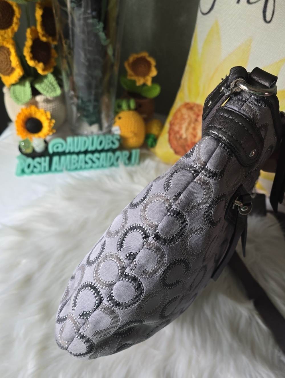 Coach Metallic Gray Signature Crossbody Bag with Tone-On-Tone 'C' Pattern GUC - Picture 6 of 16